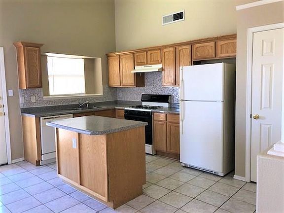 5th image of 3084 Tierra Humeda Dr