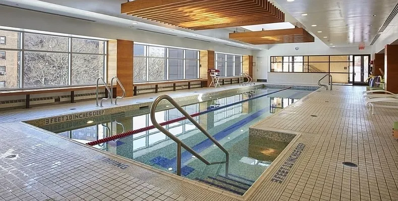 Rented by Compass | media 28