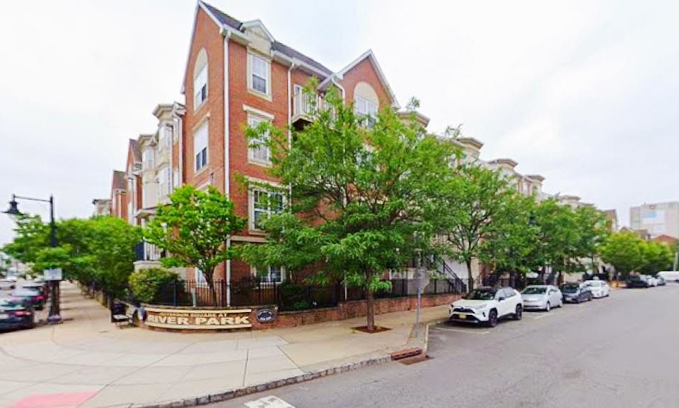1st image of 200 Dey St Unit 258