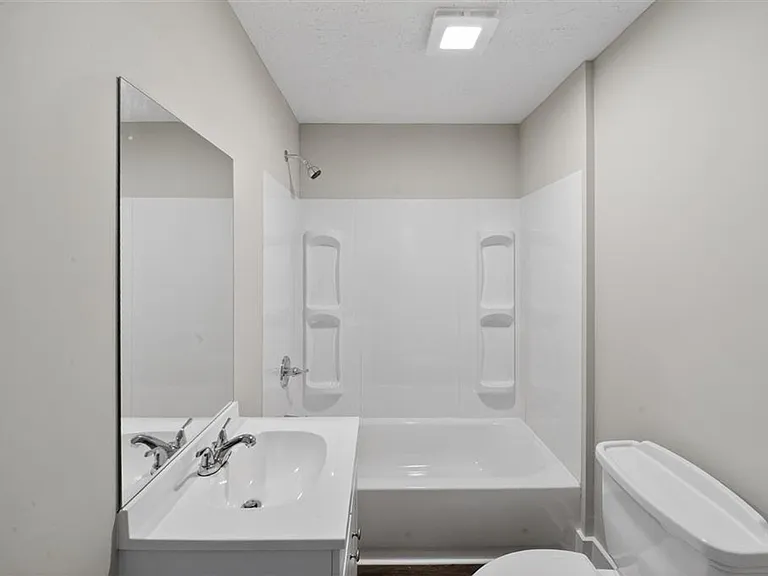225 Sunset Ave — Photo 6