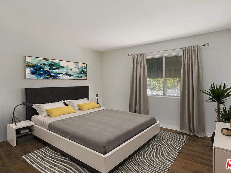 1342 Harvard St #201 — Photo 8