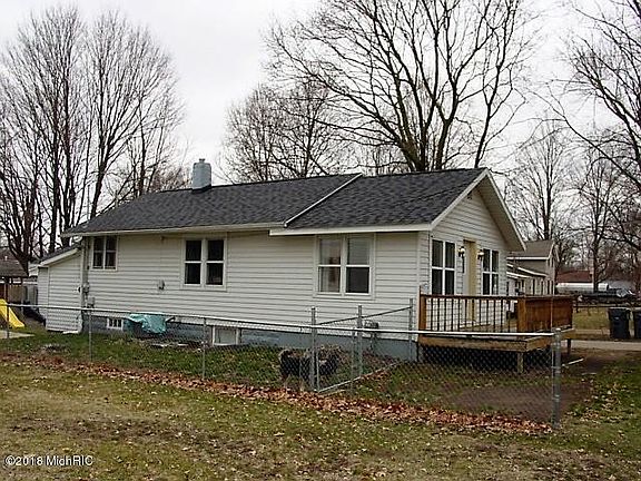 3rd image of 430 Liberty St