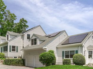 50R Harrison Ave #WH, New Canaan, CT 06840