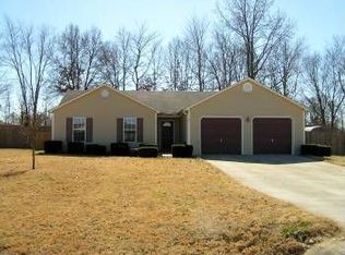 137 Fox Chase Trl, Toney, AL 35773