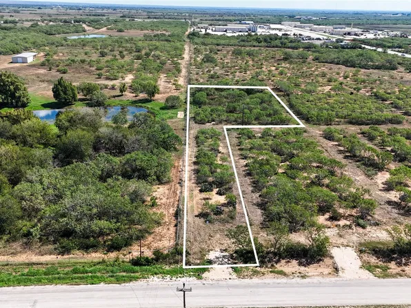 1 County Road 422, Pleasanton, TX 78064