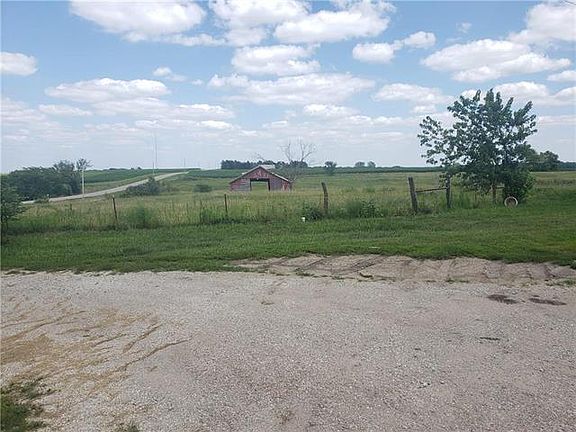 3rd image of 19705 K 192 Hwy