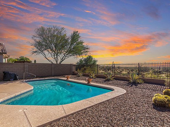 4th image of 18083 E La Posada Ct