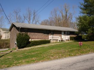 121 Villa Dr #C, Belleville, IL