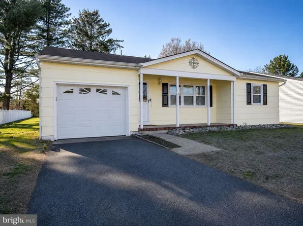 134 Georgetown Rd, Toms River, NJ 08757