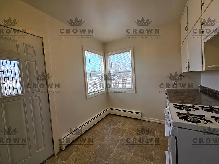 3318 Duff Ave #2 — Photo 4