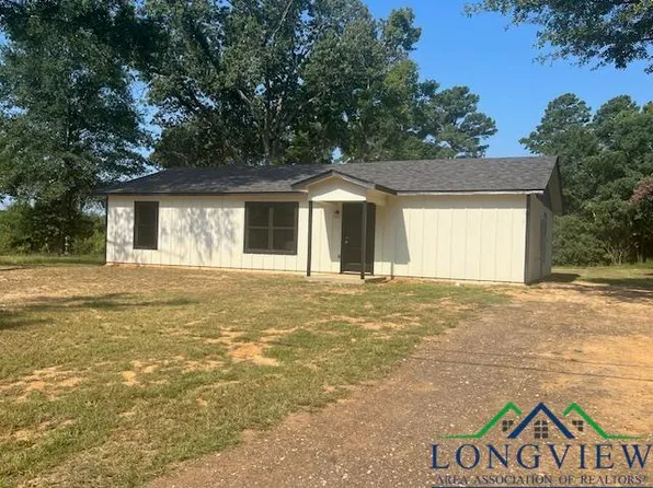 1209 N Lynn St, Gladewater, TX 75647