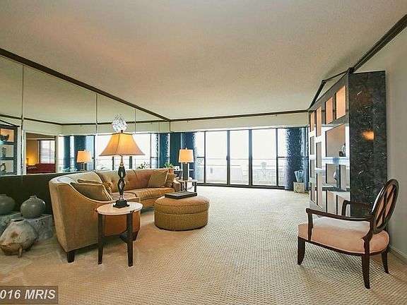 2nd image of 1300 Crystal Dr APT 1605