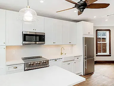 32 W Bridge St #303 — Photo 13