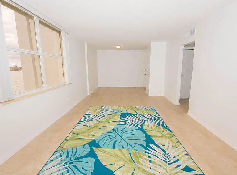 301 Croton Ave #310 — Photo 2