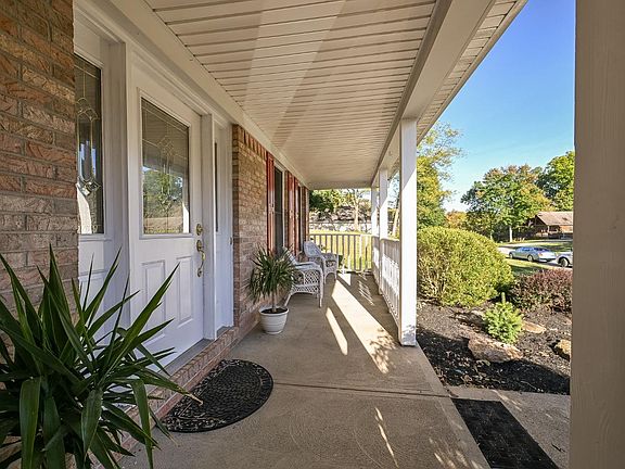 2nd image of 1688 Fieldcrest Dr Lot 3122