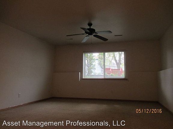 3rd image of 616 Saint Johns Ave