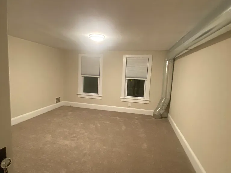 31 W Maple Ave — Photo 11