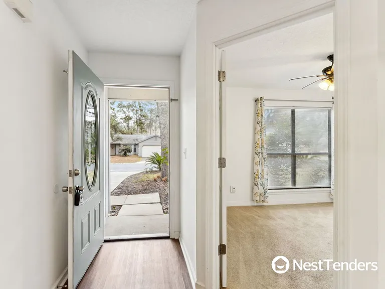 1729 Crescent Rd — Photo 4
