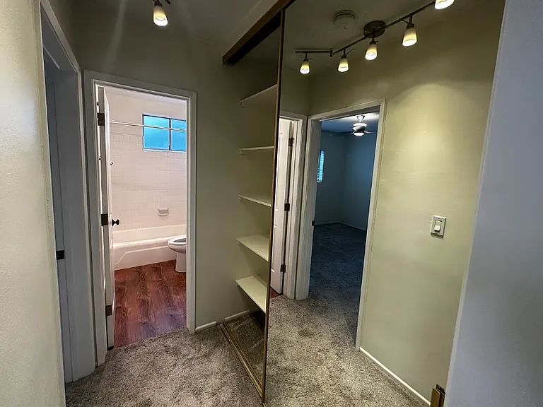 3045 E Theresa St #5UNTI-5 — Photo 4