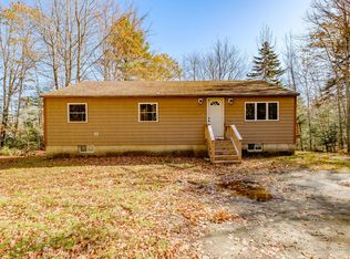 733 Cushing Rd, Cushing, ME 04563