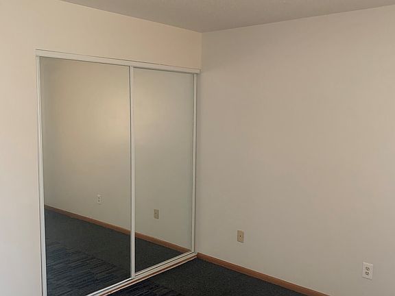 3rd image of 3200 Morgan Ave N APT 11