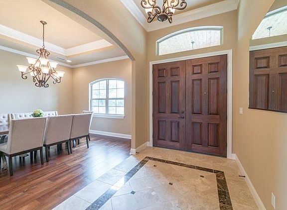 3rd image of 104 Gabwood Ct