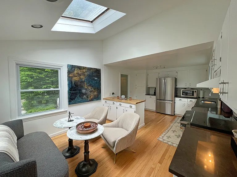 48 Hilton St — Photo 12
