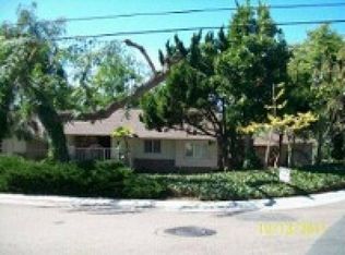 3325 Seacrest Dr, Carlsbad, CA 92008