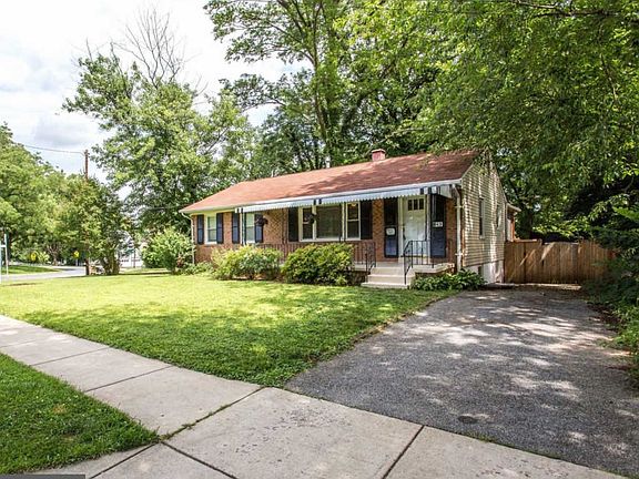 4th image of 543 Beall Ave