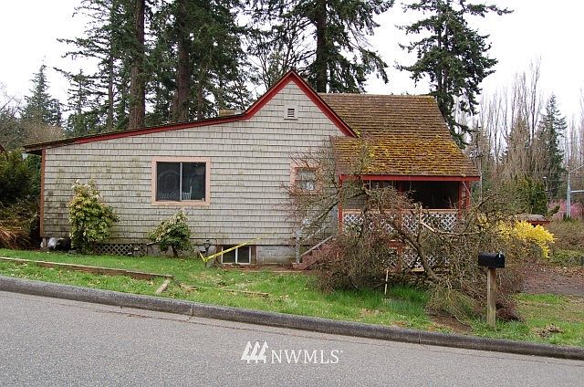 1st image of 2460 Lakeway Drive