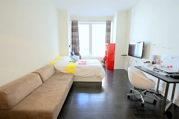 Sold by Citi Habitats | media 10