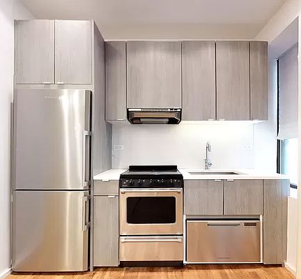 5th image of 254 Seaman Ave APT A1