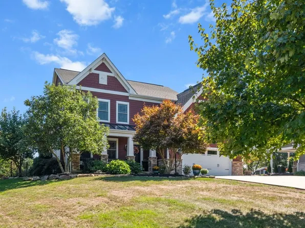 100 Wickerham Dr, Mars, PA 16046