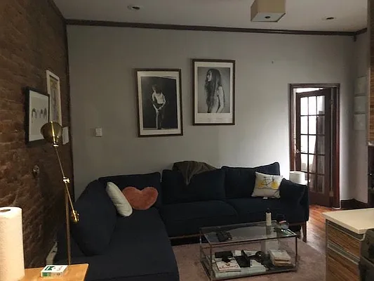 Rented by Lang Realty LLC | media 4