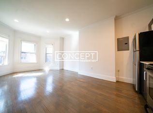 225 Newbury St APT 4F, Boston, MA 02116