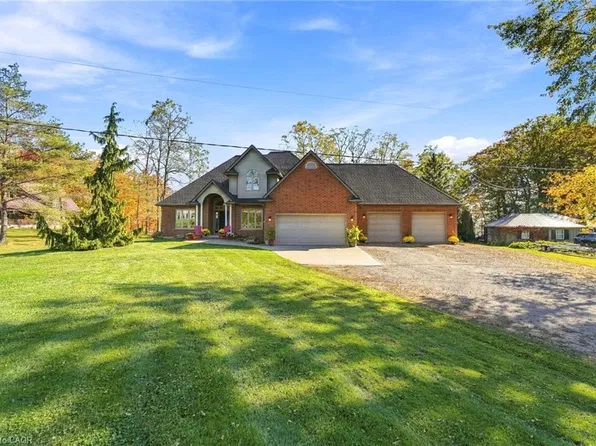 5 Upper Mohawk Point Rd, Haldimand County, ON N0A 1K0
