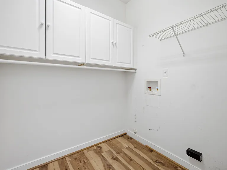 6613 Saint Laurence Dr — Photo 13