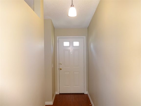 2nd image of 794 Topaz Dr