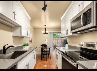 12255 SE 56th St APT 313, Bellevue, WA 98006