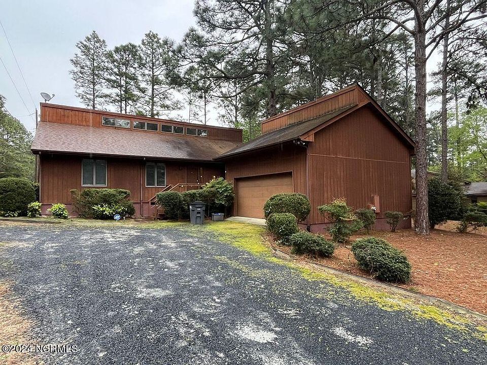 1st image of 220 Drumar Ct