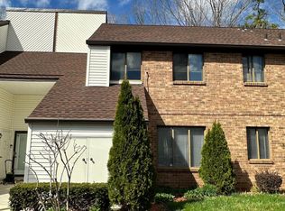 4 Country Magnolia Ln, Egg Harbor Township, NJ 08234