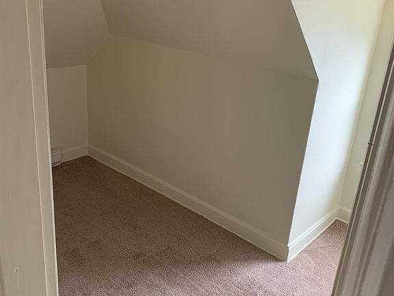 4th image of 400 Virginia Ave APT 1A