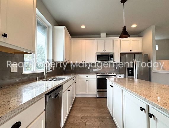 5th image of 6036 S Stevens St