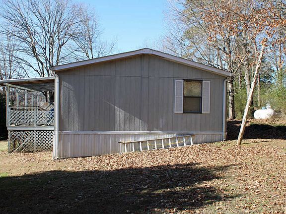 4th image of 3210 Hankins Ln