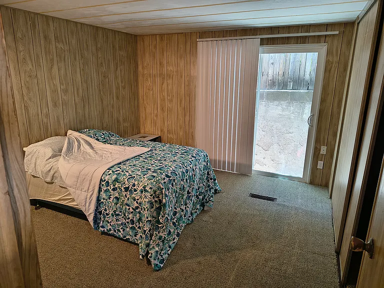 236 N Miami Ave — Photo 12