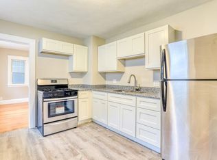 11 Penrose St, Springfield, MA 01109