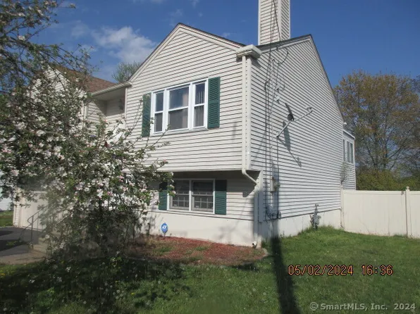 24 Fawn Ridge Drive, Hamden, CT 06514