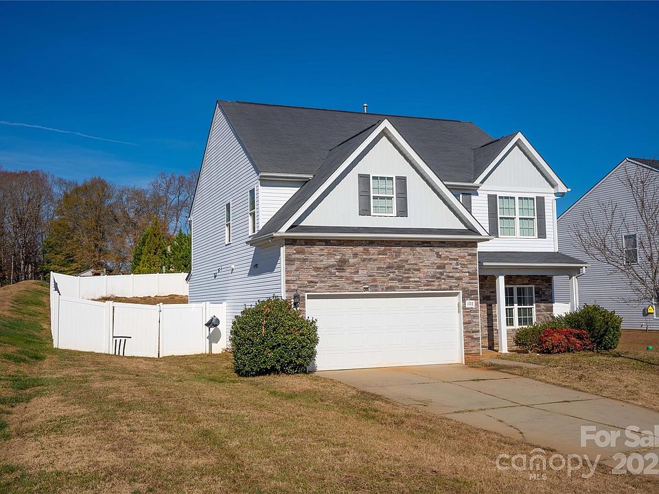 1st image of 108 McGarty Pl