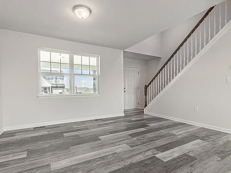 322 Valley View Cir — Photo 14
