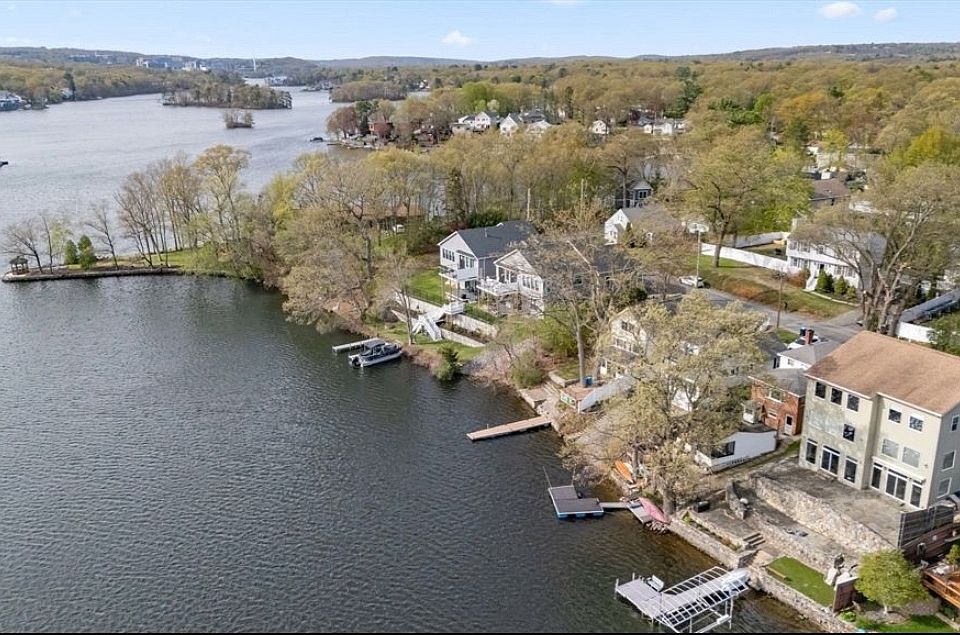 1st image of 45-45A Bay View Dr #1-2